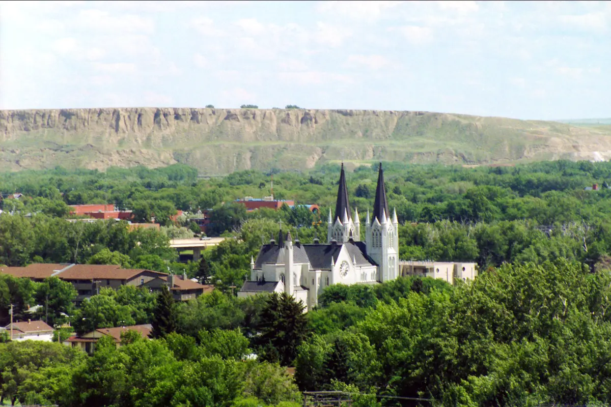 Medicine Hat valley, where magician and mentalist can perform in popular venues