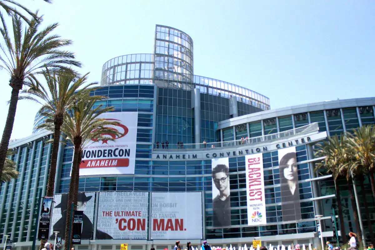 Anaheim Convention Center, the best place for magician & mentalist corporate events