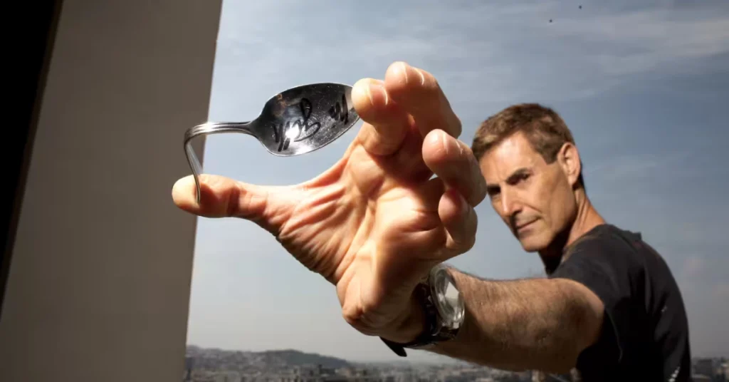 Uri Geller Spoon Bending Act