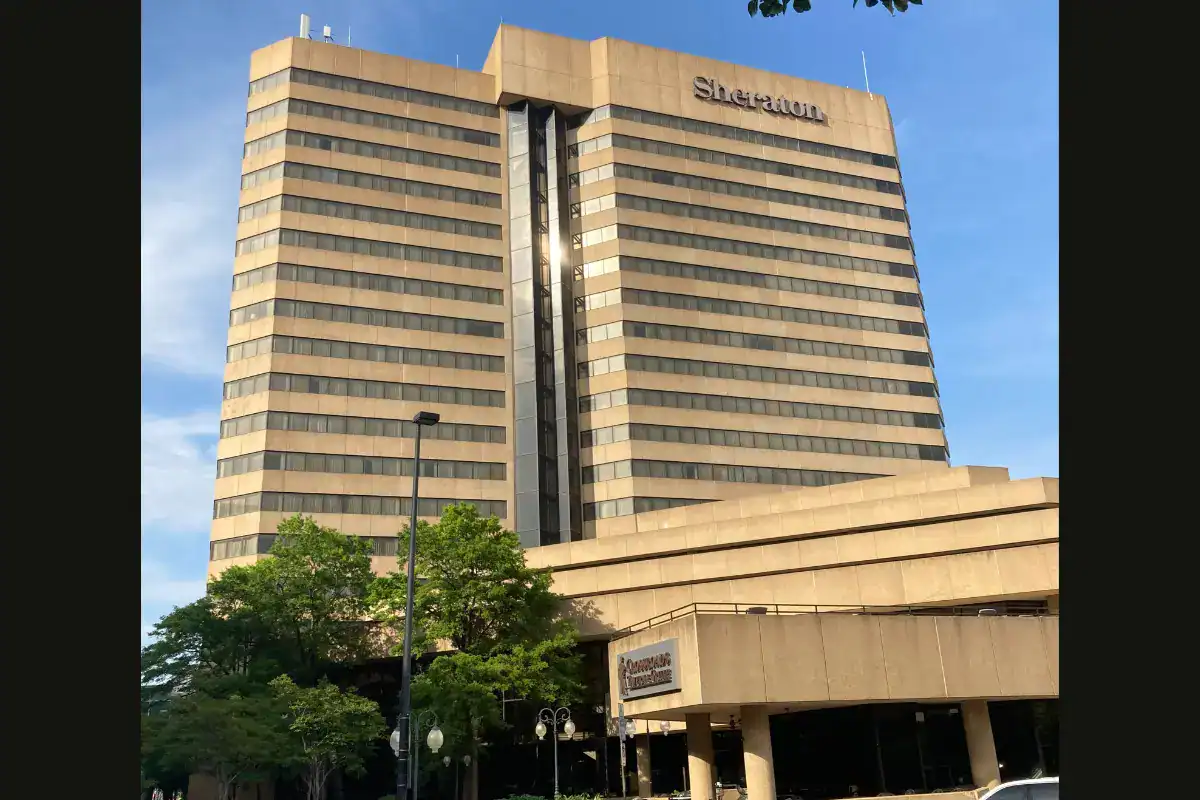 Sheraton Memphis Downtown, amazing venue for magician and mentalist corporate shows.